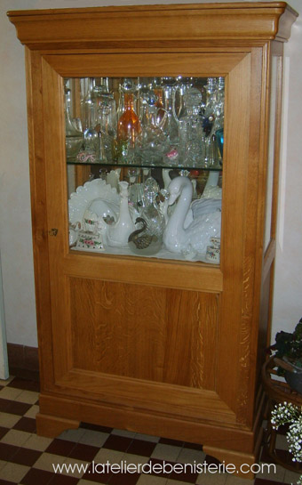 Display cabinet