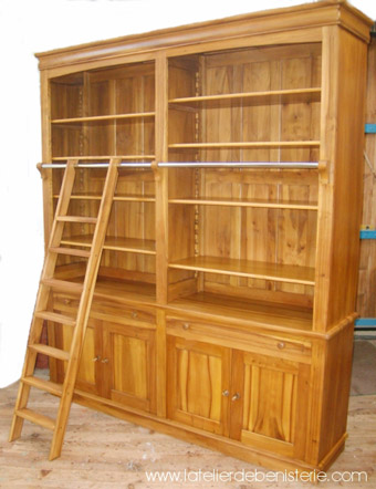 Ladder bookcase