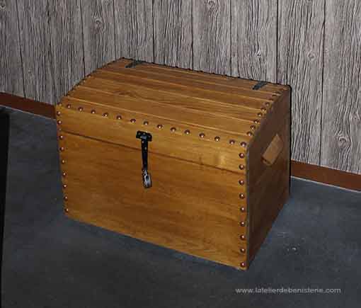 Wooden trunk